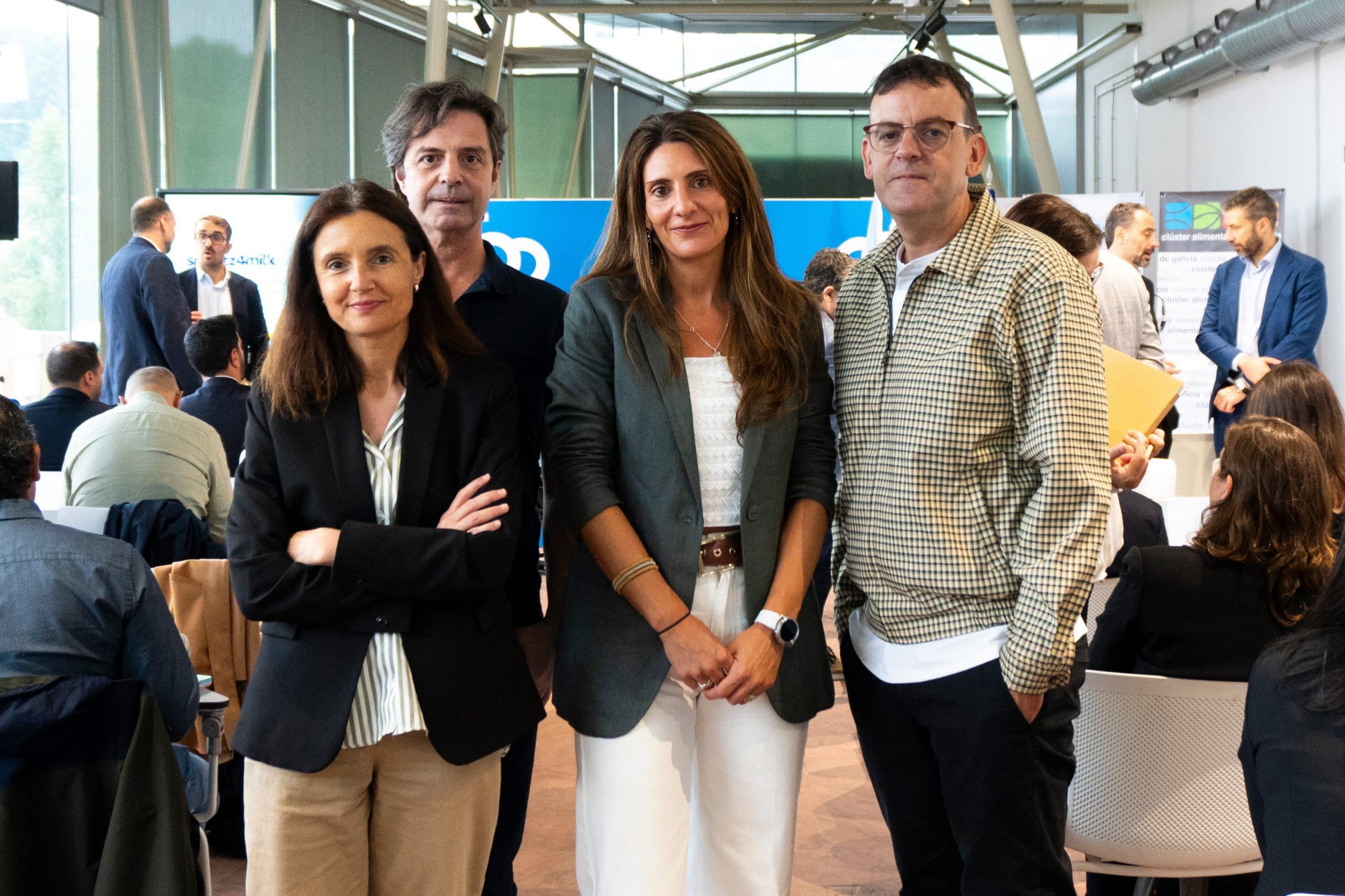 Miembros de Plexus Tech en la presentación oficial de Smartz4Milk: Sonia Fentanes, David Santos, Sonia Castro y Ramón Bueno.