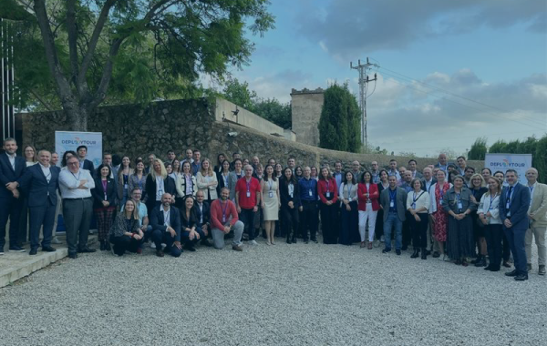 Acto de presentación en Palma de Mallorca del consorcio DEPLOYTOUR, un esfuerzo colaborativo de 43 socios de 13 países europeos, entre los que se encuentra Plexus Tech.